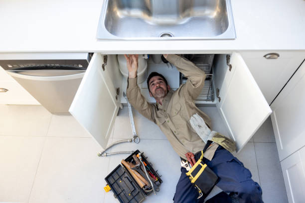 Best Emergency Plumber  in Runaway Bay, TX