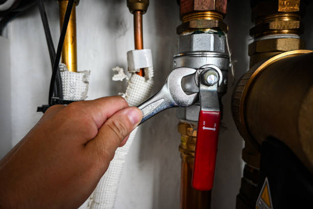Best Emergency Plumber  in Runaway Bay, TX